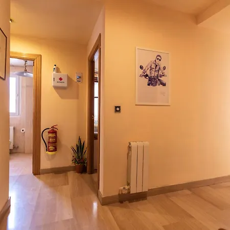 Cerca Del Centro De Appartamento *